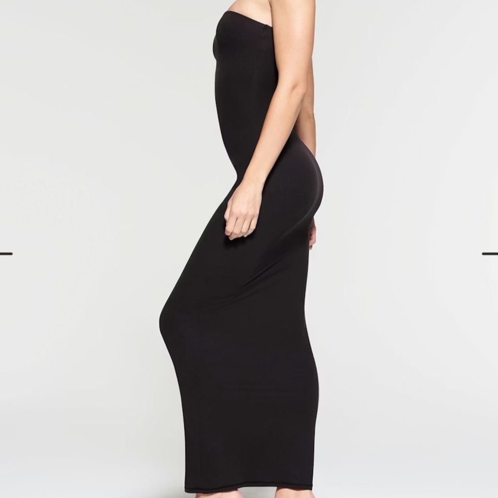 SKIMS Fits Everybody Tube Dress Onyx Medium NWT - Picture 3 of 5